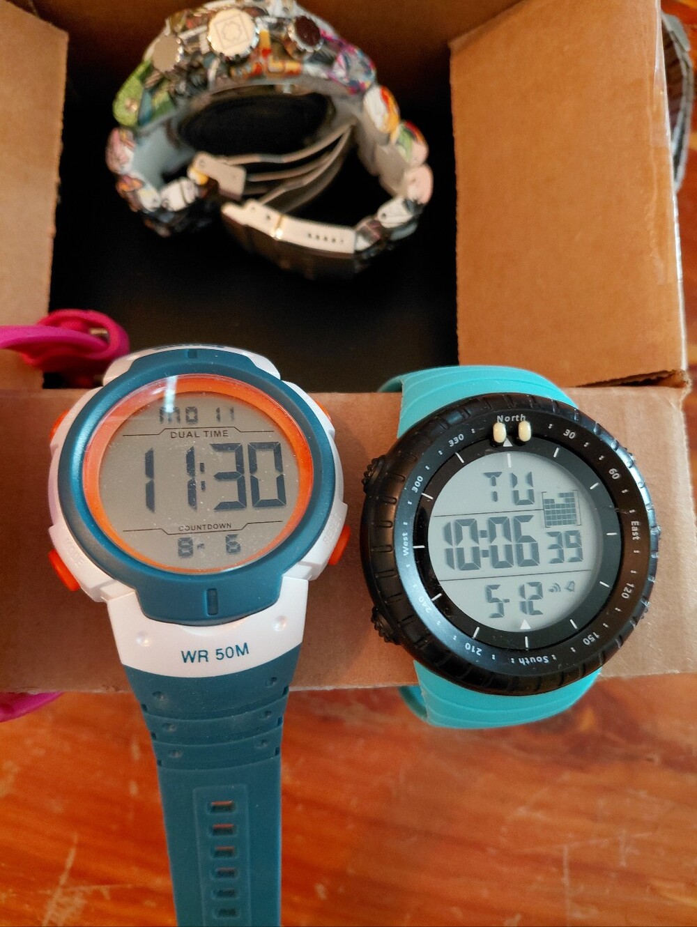 QTY OF 9 Bulk Of High-end watches $40
